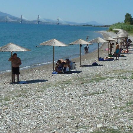 Seaside Residence In Nafpaktos Екстериор снимка